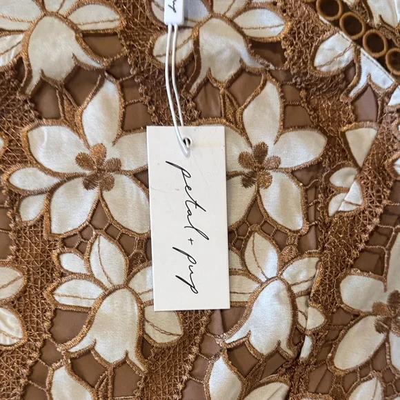 Floral Lace Maxi Dress in Brown and White - Picture 8 of 9